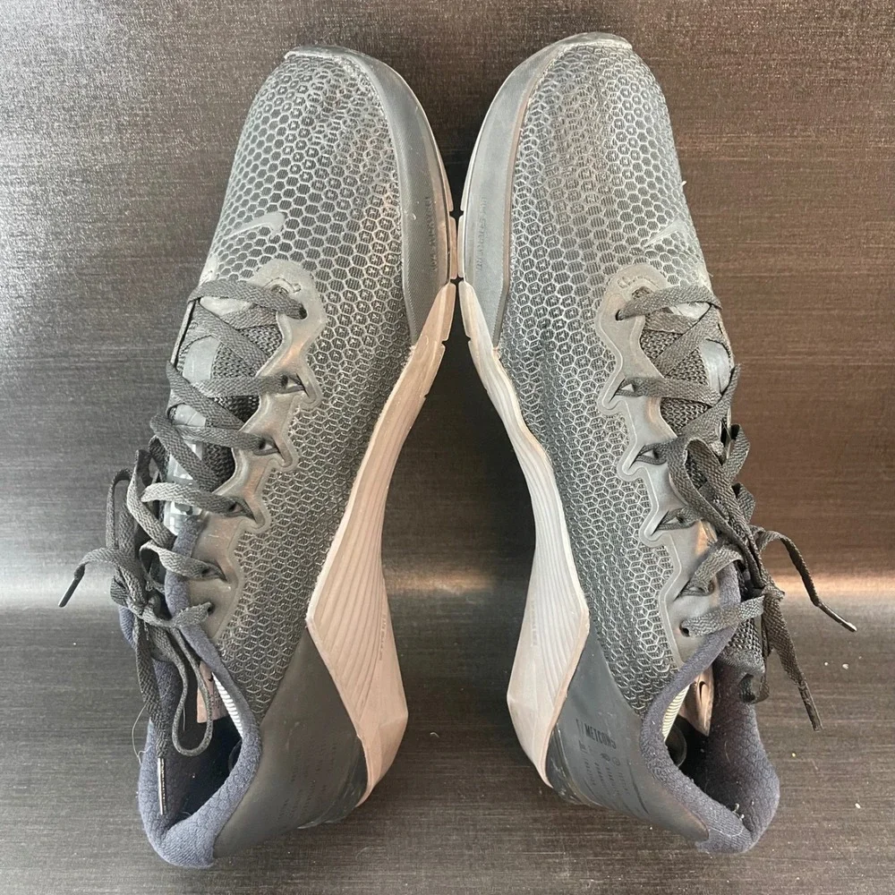 Nike mens size